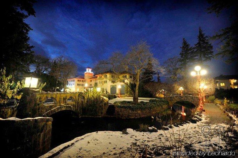 הוד ריבר Columbia Gorge Hotel & Spa מראה חיצוני תמונה
