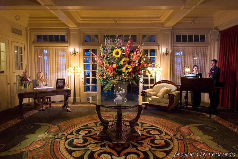 הוד ריבר Columbia Gorge Hotel & Spa מראה פנימי תמונה