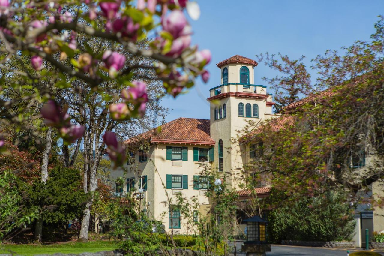 הוד ריבר Columbia Gorge Hotel & Spa מראה חיצוני תמונה